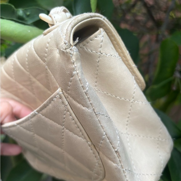 Chanel Beige Quilted Shoulder Bag - Picture 10 of 16